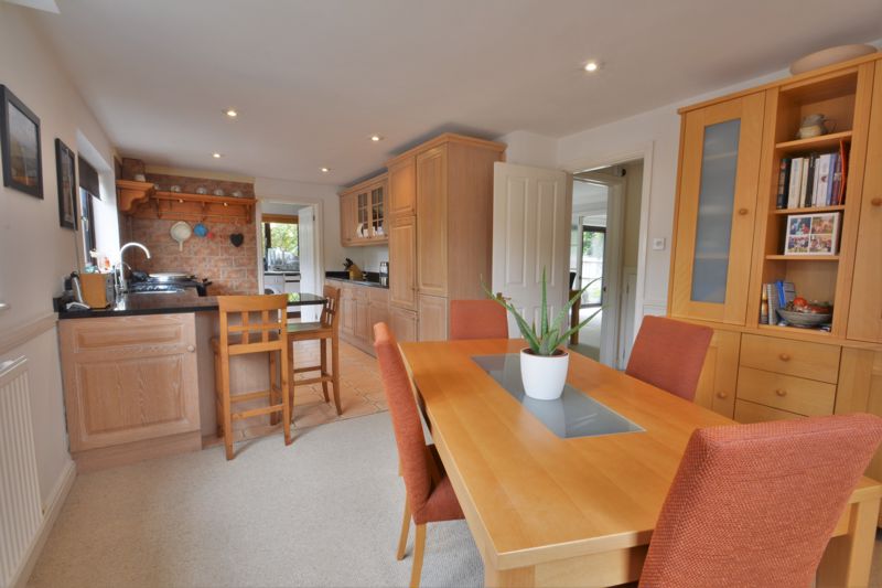 Breakfast room- click for photo gallery